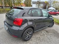 Usado VW Polo Allstar 90 HP (66 kW) 2017 Cinzento Citadino
