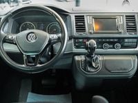 Gebraucht VW Multivan 150 PS (110 kW) 2019 Weiß Van / Kleinbus
