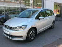Gebraucht VW Touran Active 150 PS (110 kW) 2023 Silber Van / Kleinbus