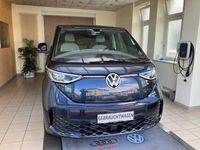 Second-hand VW ID. Buzz Pro 150 kW (204 CP) 2022 Albastru Monovolum