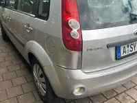 Gebraucht Ford Fiesta 84 PS (61 kW) 2007 Silber Kleinwagen