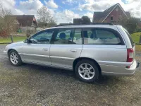 Gebraucht Opel Omega Edition 144 PS (105 kW) 2002 Silber Kombi