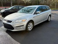 Gebraucht Ford Mondeo 140 PS (102 kW) 2013 Silber Kombi