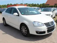 Gebraucht VW Jetta 102 PS (75 kW) 2007 Weiß Limousine