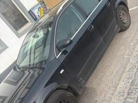 Second-hand Audi A4 163 CP (119 kW) 2002 Negru Break