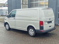 Gebraucht VW Transporter 110 PS (80 kW) 2022 Ascotgrau Van
