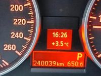 Gebraucht BMW 320 180 PS (132 kW) 2010 Schwarz Kombi