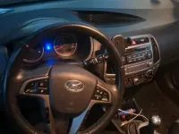 Gebraucht Hyundai i20 85 PS (62 kW) 2015 Weiß Kleinwagen