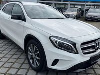 Gebraucht Mercedes GLA250 211 PS (155 kW) 2016 Weiß SUV