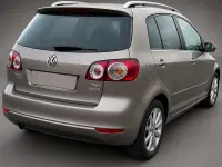 Gebraucht VW Golf VI 105 PS (77 kW) 2011 Gold Kleinwagen