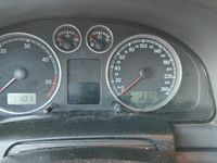 Gebraucht VW Passat Basis 131 PS (96 kW) 2004 Silber Kombi