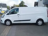 Gebraucht Ford Transit Custom 131 PS (96 kW) 2022 Weiß Van / Kleinbus