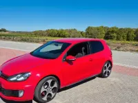 Gebraucht VW Golf VI GTI 211 PS (155 kW) 2011 Rot Kleinwagen