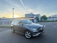 Gebraucht Mercedes GLE250 204 PS (150 kW) 2016 Grau SUV