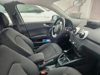 Gebraucht Audi A1 S-Line 122 PS (89 kW) 2014 Weiß Kleinwagen
