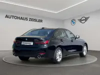 Gebraucht BMW 330e 184 PS (135 kW) 2024 Schwarz ii Limousine