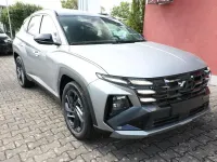 Neu Hyundai Tucson 150 PS (110 kW) 2026 Shimmering silver metallic SUV