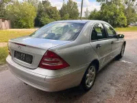 Gebraucht Mercedes C180 143 PS (105 kW) 2003 Silber Limousine