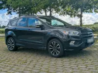 Gebraucht Ford Kuga ST-Line 150 PS (110 kW) 2017 Schwarz SUV