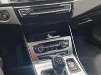 Gebraucht BMW 218 150 PS (110 kW) 2017 Schwarz Van / Kleinbus