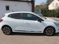 Gebraucht Renault Clio V Evolution 101 PS (74 kW) 2022 Weiß Limousine