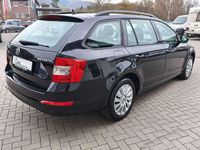 Gebraucht Skoda Octavia 150 PS (110 kW) 2014 Schwarzmagic perleffekt Kleinwagen