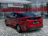 Gebraucht Toyota Prius Comfort 122 PS (89 kW) 2020 Rot Kleinwagen