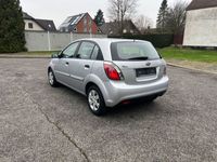 gebraucht Kia Rio 1.4 Attract/Scheckheft