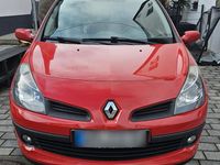 Gebraucht Renault Clio II 75 PS (55 kW) 2009 Rot Kleinwagen
