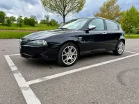 Gebraucht Alfa Romeo 147 Ti 120 PS (88 kW) 2009 Schwarz Kleinwagen