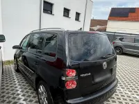Gebraucht VW Touran 140 PS (102 kW) 2007 Schwarz Van / Kleinbus