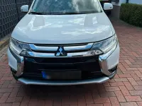 Gebraucht Mitsubishi Outlander 150 PS (110 kW) 2019 Weiß SUV