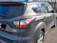 Gebraucht Ford Kuga ST-Line 150 PS (110 kW) 2017 Grau SUV