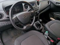 Gebraucht Hyundai i10 Passion Plus 67 PS (49 kW) 2016 Schwarz Kleinwagen