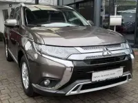 Gebraucht Mitsubishi Outlander Active 150 PS (110 kW) 2020 Granitbraun SUV