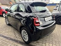 Gebraucht Fiat 500e 86 kW (118 PS) 2023 Schwarz Kleinwagen
