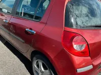 Gebraucht Renault Clio 75 PS (55 kW) 2006 Andere farben Kleinwagen