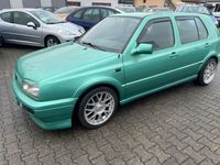 Używany VW Golf III GT 90 KM (66 kW) 1992 Zielony Sedan/Limuzyna