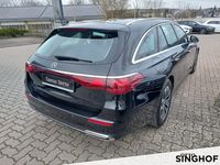 Usado Mercedes E200 Avantgarde 204 CV (150 kW) 2023 Negro Familiar