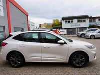 Gebraucht Ford Kuga ST-Line 120 PS (88 kW) 2022 Weiß SUV