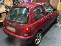 Gebraucht Nissan Micra 54 PS (39 kW) 1996 Rot Kleinwagen