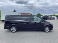 Gebraucht Mercedes V300 Avantgarde 237 PS (174 kW) 2025 Obsidianschwarz metallic Van / Kleinbus