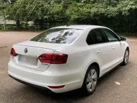Gebraucht VW Jetta 170 PS (125 kW) 2014 Weiß Limousine