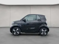 Gebraucht Smart ForTwo Coupé Passion Exclusive 60 kW (82 PS) 2024 Bodypanels in black Kleinwagen