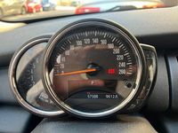 Gebraucht Mini ONE 102 PS (75 kW) 2017 Grau Kleinwagen