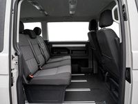 Gebraucht VW Multivan 150 PS (110 kW) 2021 Grau Van