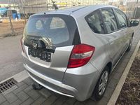 Gebraucht Honda Jazz 98 PS (72 kW) 2011 Silber Kleinwagen