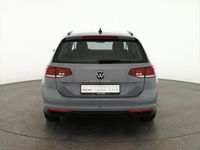 Gebraucht VW Passat 122 PS (89 kW) 2022 Grau Kombi