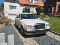 Second-hand Mercedes 200 75 CP (55 kW) 1995 Bej Berlinǎ