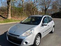 Gebraucht Renault Clio GrandTour 75 PS (55 kW) 2012 Silber Kombi